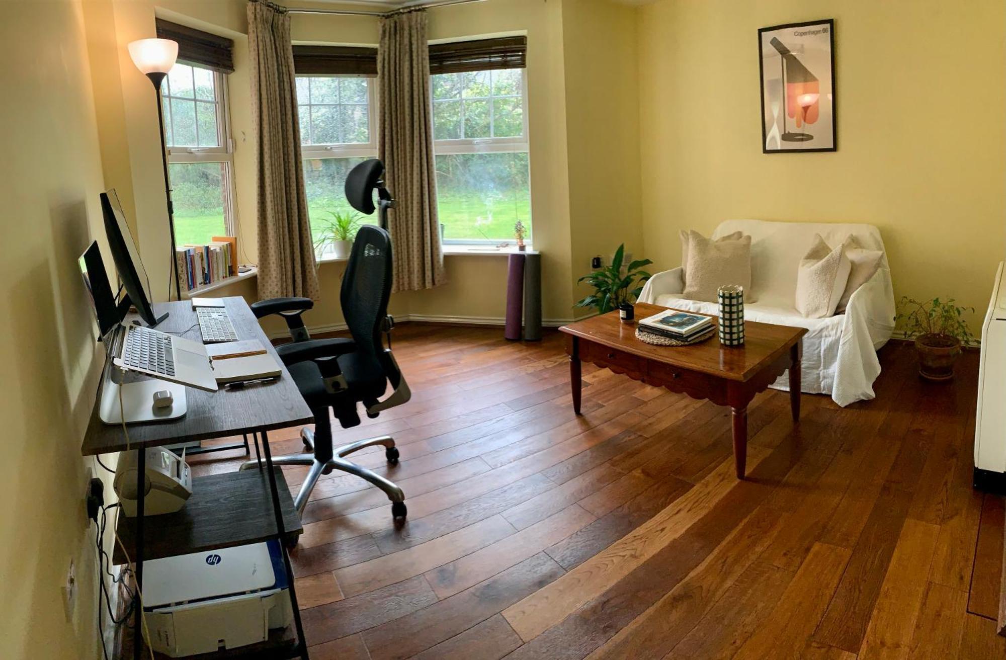 Peaceful Garden View Apt. Close To * London